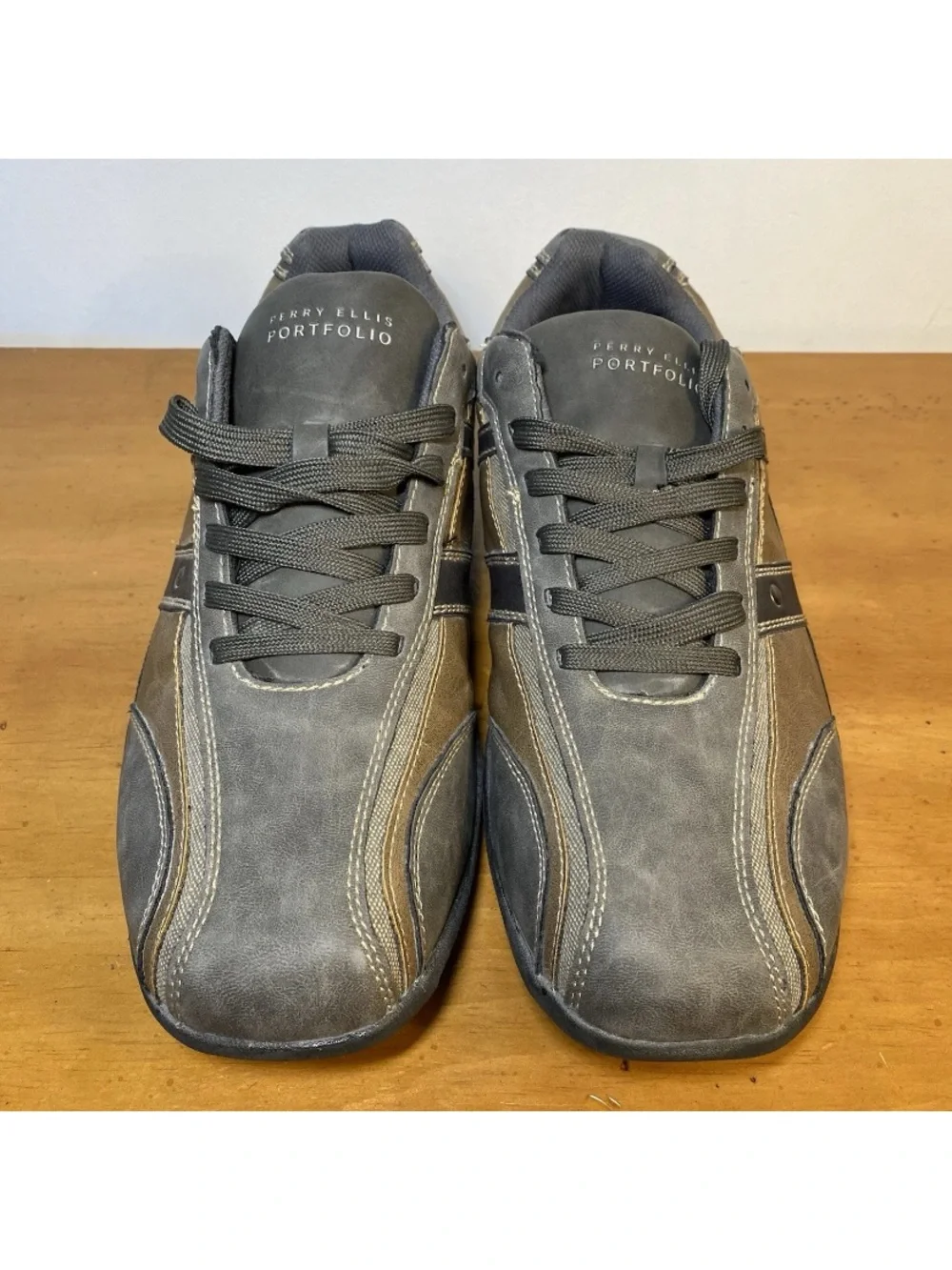 Perry Ellis Portfolio Men’s Size 13 Shoes Faux Vegan Leather Brown Tan Y2K